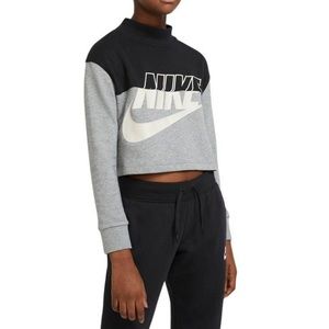 Nike Girls Cropped Sweater